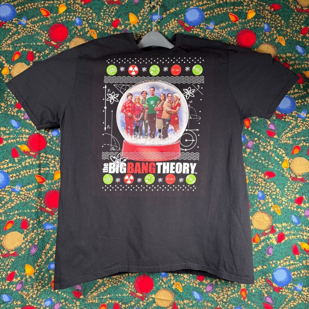 Big Bang Theory TV Show Mens 2XLT Christmas T-Shirt Sheldon Cooper Penny Leonard
